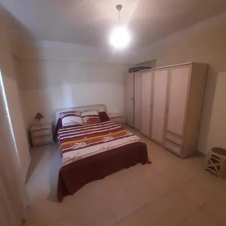 Lovely 2-bed Three Communal Pool Apartament